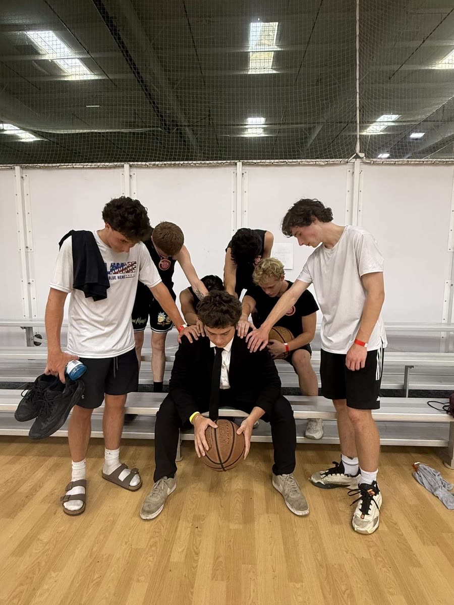 Gumpany Family — team moment